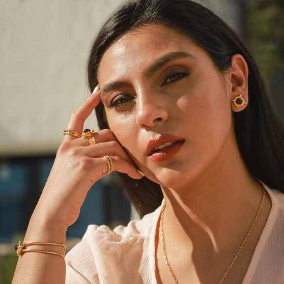 SILVER GARNET MEDALLION STUD EARRINGS